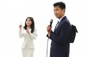 群聊两小时内四百条消息的讨论焦点变化截图